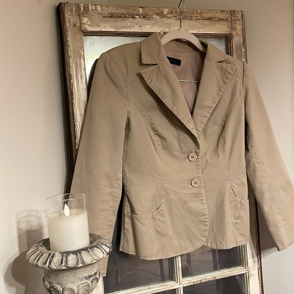 Vero Moda size 36 jacket. Skully Bibi blazer. - Picture 5 of 7